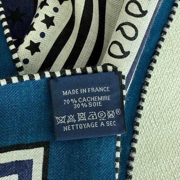 BNIB FESTIVAL DES AMAZONES BANDANA SHAWL 140 marine/naturel/noir - Picture 4 of 6